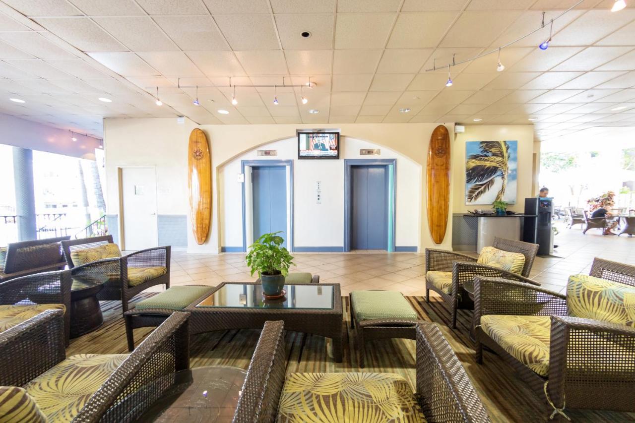 Aloha Vibes Await! Stylish Condo At Aloha Surf - Mountain And City Views ホノルル エクステリア 写真